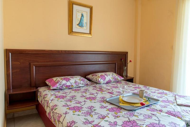 Golden Sun Apartment Paralía Екстериор снимка